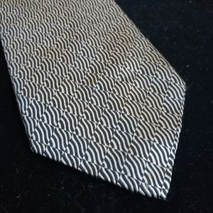 Gruppo di Capi (GDC) Silk Tie